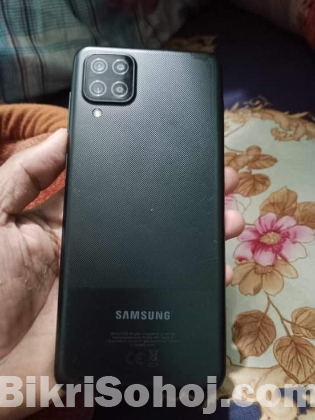 Samsung A12